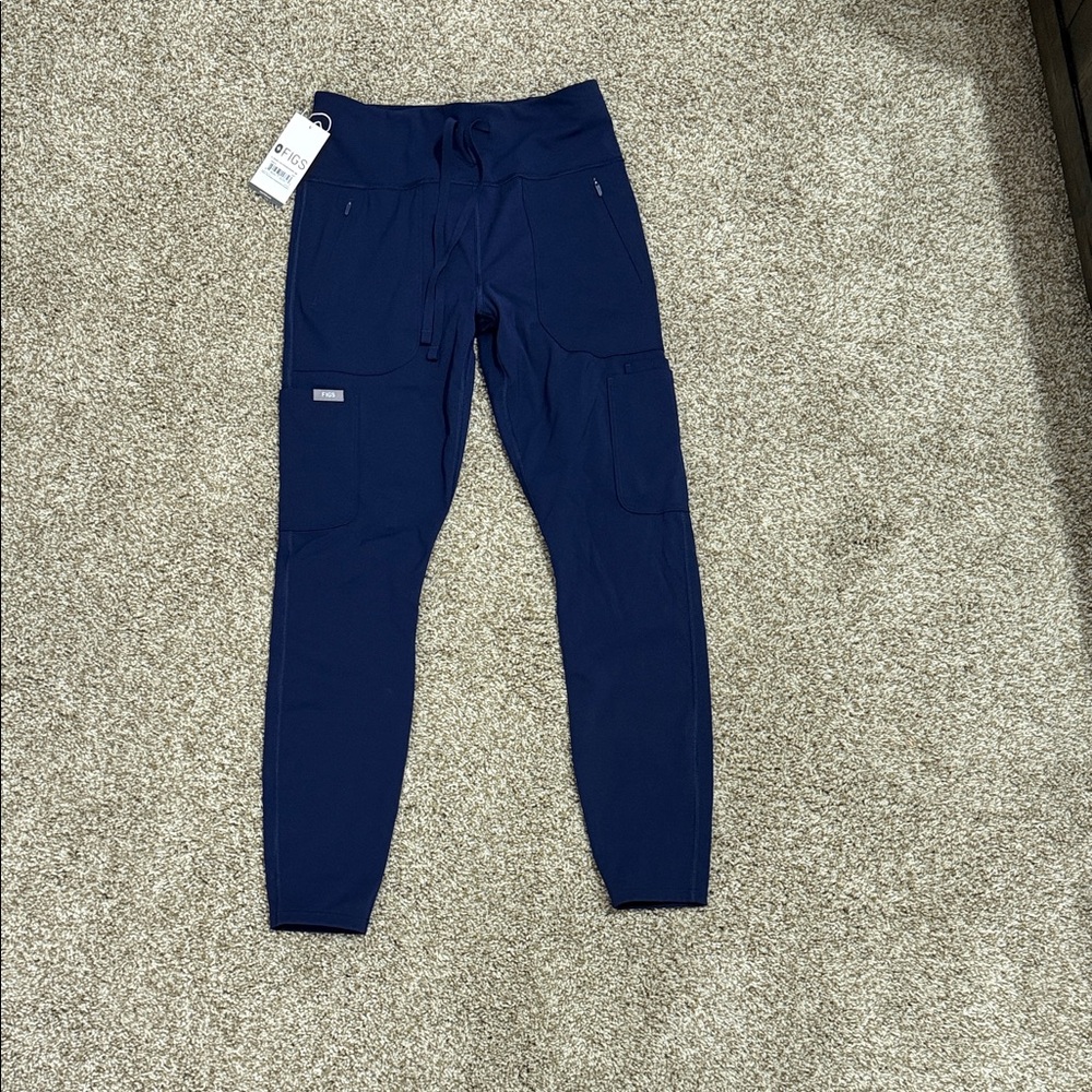 NWT FIGS High Waisted Ashland ScrubLegging™